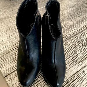 Jessica Simpson booties. Black. Size 5 1/2. Gently used.